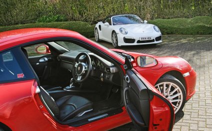 Our used 997 meets a brand-new