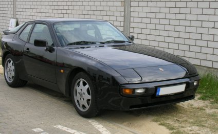 944 S[edit]