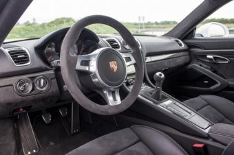 2015 porsche cayman inside