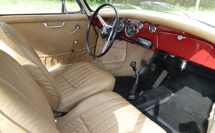 Porsche 356 interior