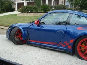 Porsche 911 GT3 RS wrecked, driven residence, wrecked additional