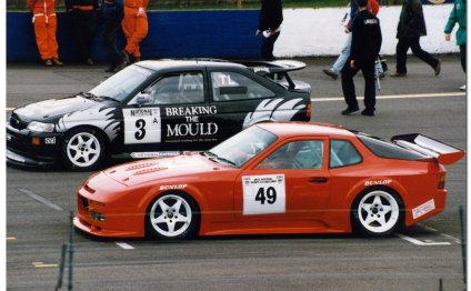 Porsche 944 Racing