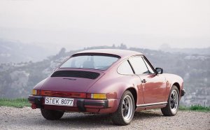 Porsche 911 (930)
