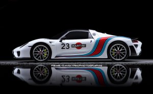 Porsche 918 Martini